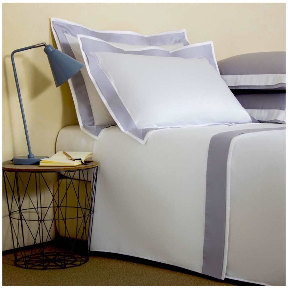 FRETTE Flying Queen Sheet Set in Milk/Light Azure